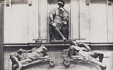 Paul Berthier<br>(1822 - 1912)<br>Tomba di Lorenzo de Medici<br>1855<br>Stampa su carta salata da negativo su vetro<br>Monaco di Baviera - Londra, Daniel Blau