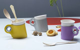 ZPStudio (Eva Parigi + Matteo Zetti), Easy cup - copribicchiere in PVC con maniglia in alluminio | Easy Tech Collection, 2009 | photo: GildardoGallo@zona-x.org