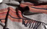 Uno degli accessori moda ( sciarpe, scialli, ecc.) presentati al «Made in India Expo» (edizione di giugno) | Milano, Palazzo delle Stelline, 20-22 giugno | 14-16 settembre 2011 | © photo Steve Thornton