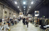 Un momento di Vintage Selection n. 19 in corso presso la Stazione Leopolda a Firenze dal 25 al 29 gennaio 2012
