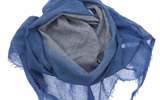 Uno dei nuovi capi – sciarpe e foulard – della collezione estate 2012 di Luisa Brini