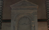Copia del tabernacolo della facciata di Orsanmichele in cui è stata conservata fino ad oggi la statua di San Ludovico di Tolosa di Donatello